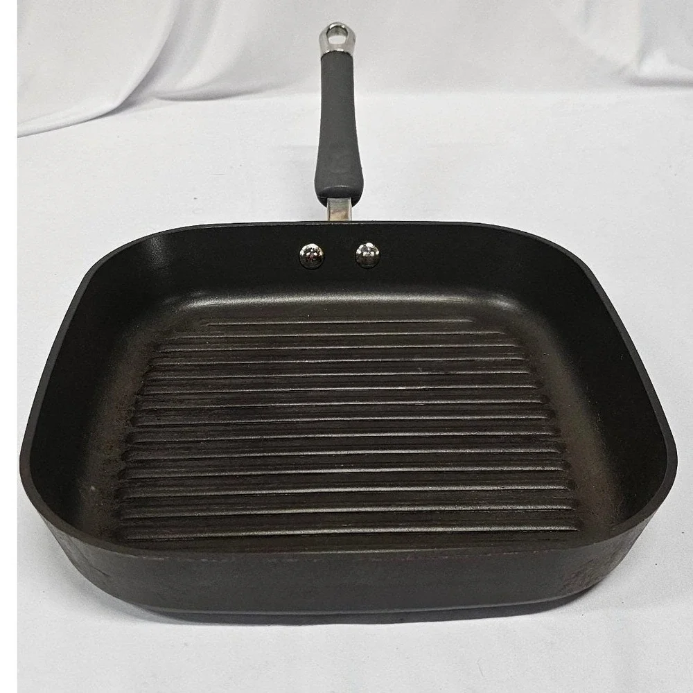 The Pampered Chef 11 Inch Square Grill Pan Hard Anodized Aluminum Stovetop Gray